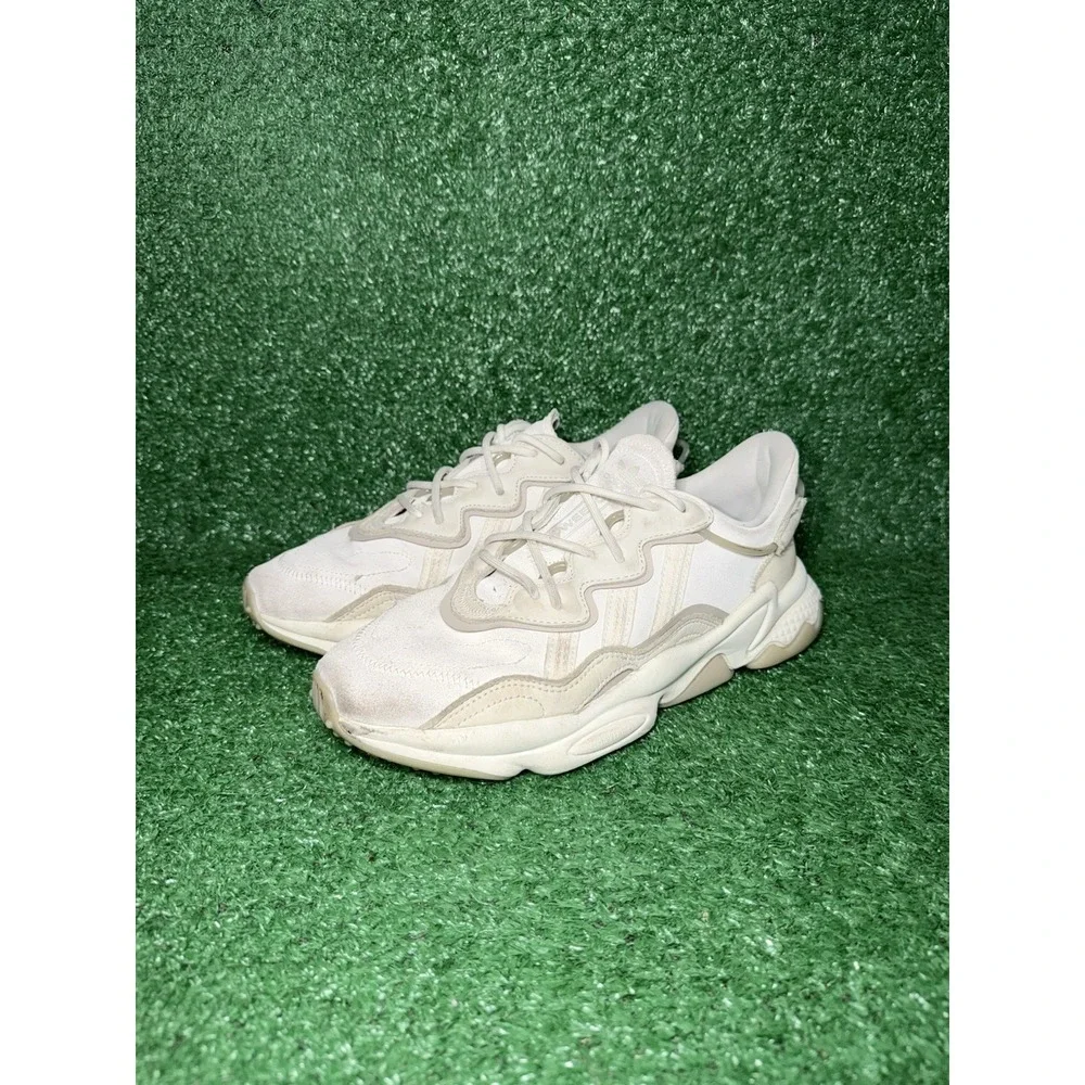 Adidas‎ Ozweego Low Womens Size 8 Beige Comfort Running Shoes Walking Sneakers